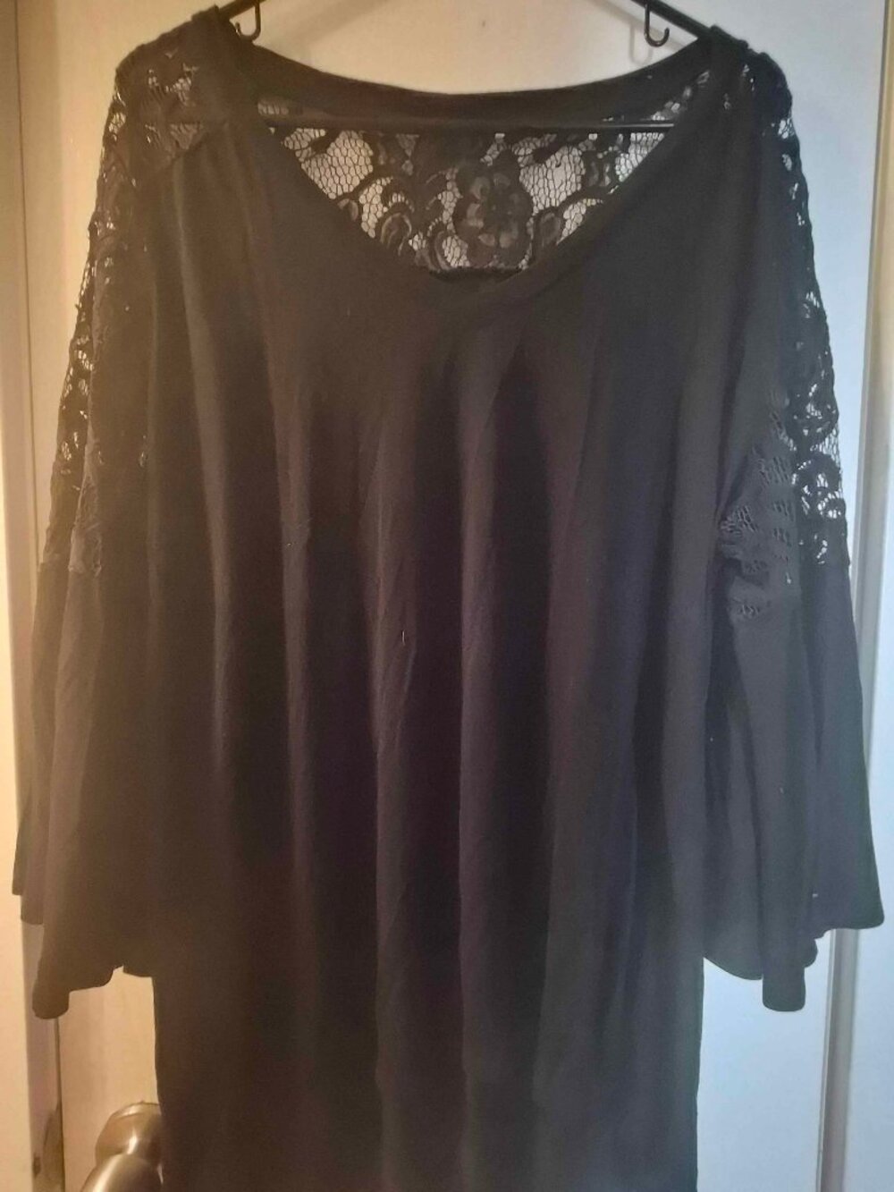 Cyrus Lace Blouse